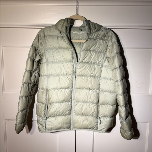 Aritzia TNA THE LITTLE PUFF XS Soft Sage Green Waterproof packable - Picture 2 of 3